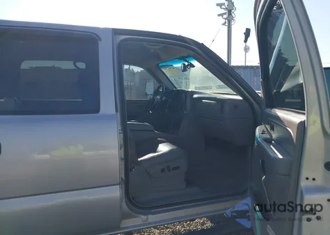 2005 Chevrolet Silverado 2500Hd Lt z USA, uszkodzony, nr VIN 1GCHK232X5F834481